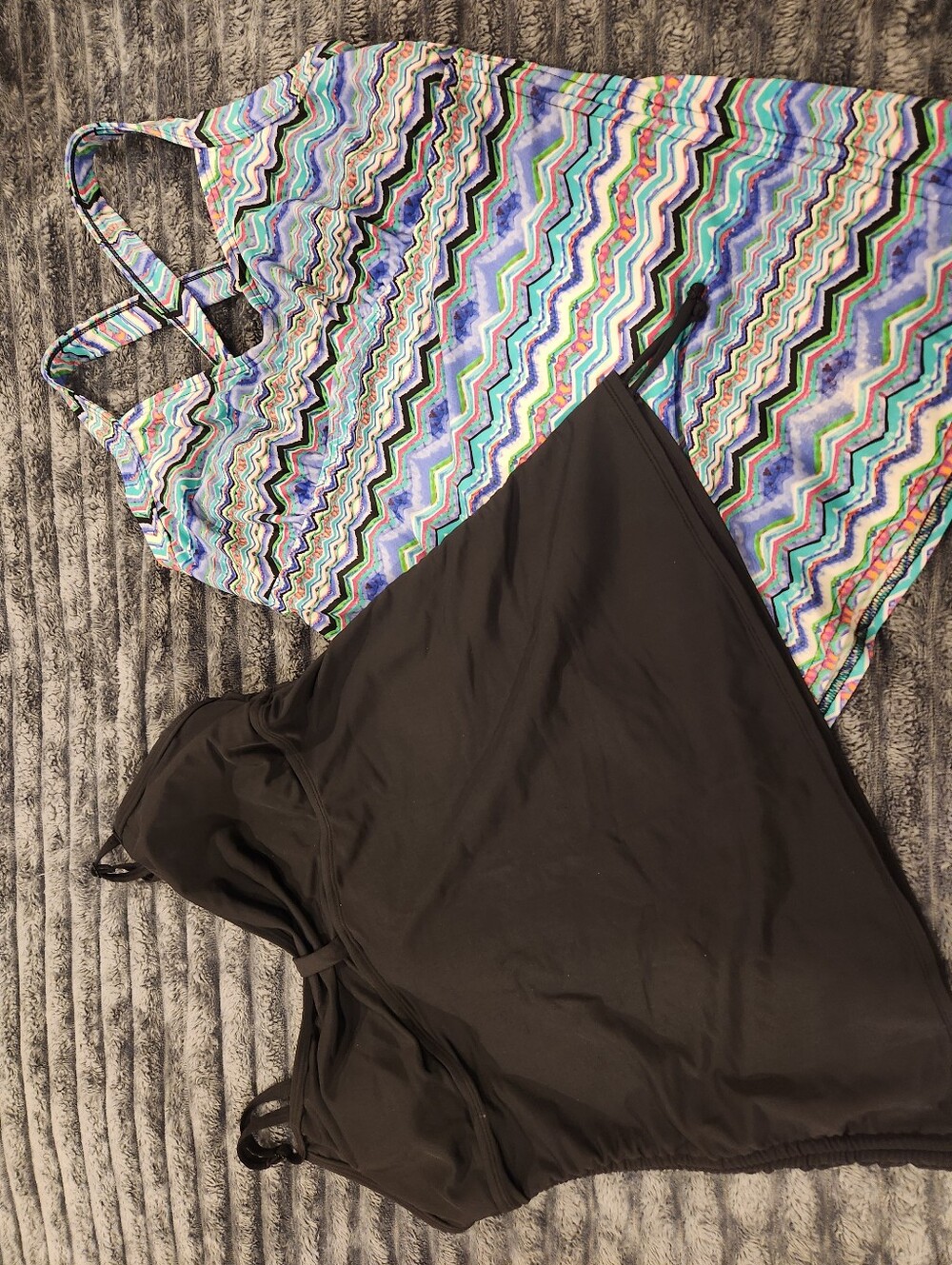 Women's Black & Multi-Color Swim Tank Tops, Size 16